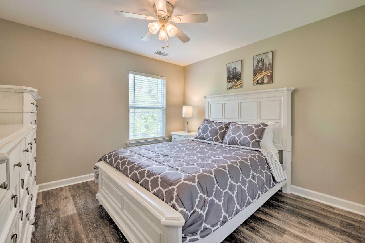 Spacious Pooler Home With Family-Friendly Perks Саванна Екстер'єр фото