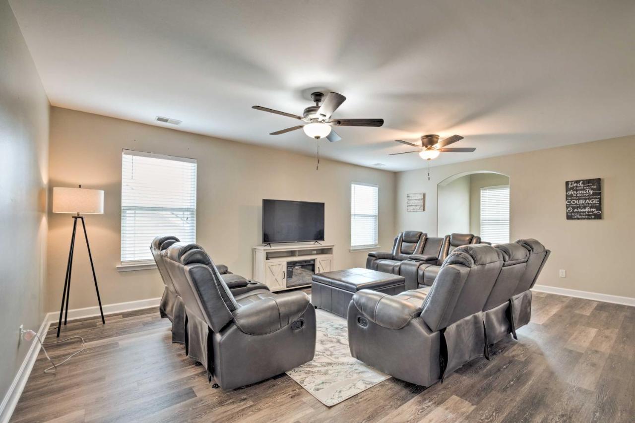 Spacious Pooler Home With Family-Friendly Perks Саванна Екстер'єр фото